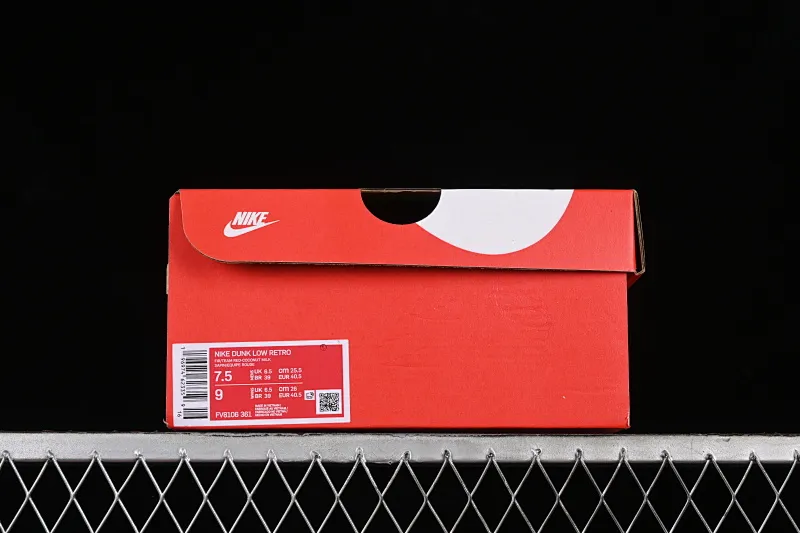 All Categories Nk SB Dunk Series Nk SB Dunk Low Low-top sneakers Nk Dunk Low Ami Khaki Chestnut Heart SB low-top casual sneakers FV8106-361